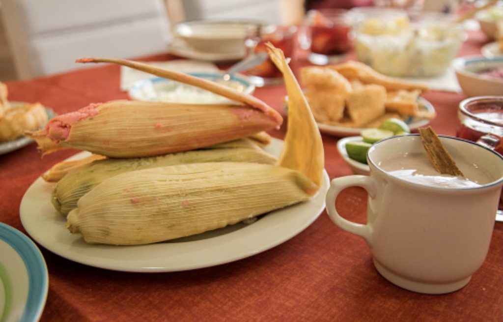 Tamal de nata y piñones