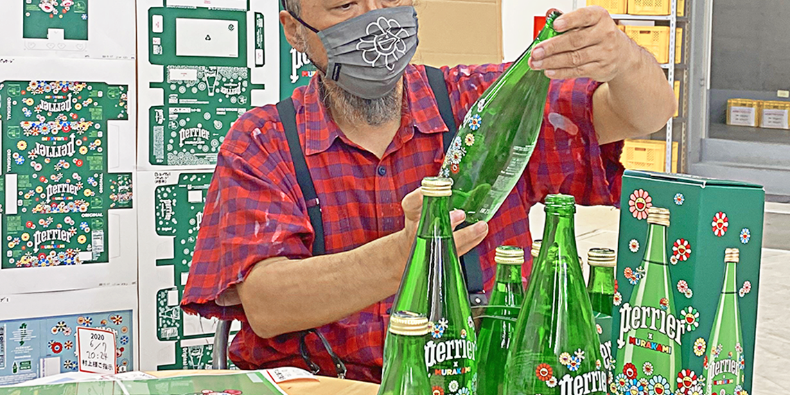 Perrier y su botella más artística hecha por Murakami