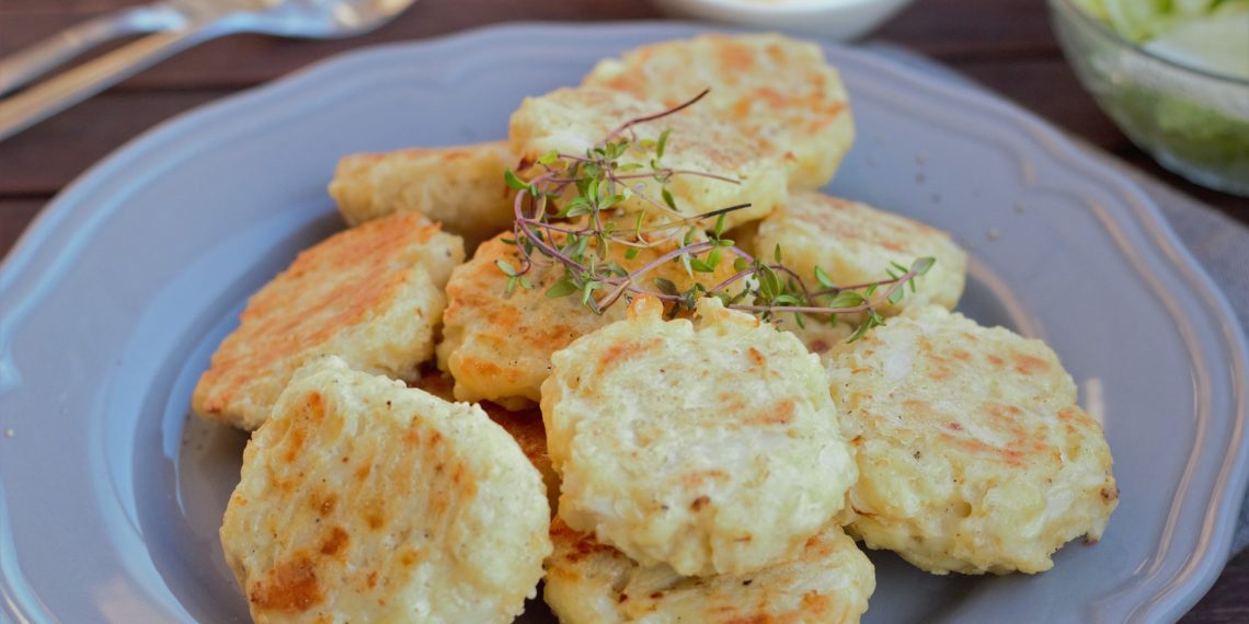 ¿Pensando en cenar sano? Intenta con estas tortas de coliflor y avena