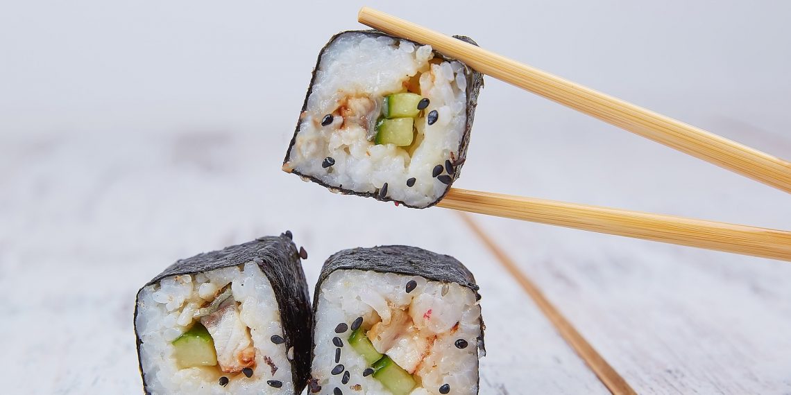 Cinco buenas prácticas para comer sushi