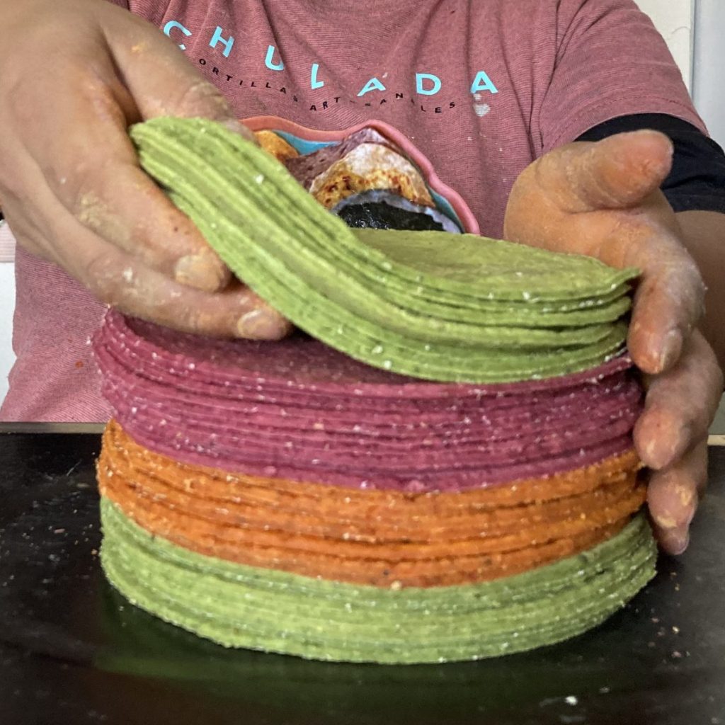 Chulada Nativo y su propuesta de vender tortillas de colores