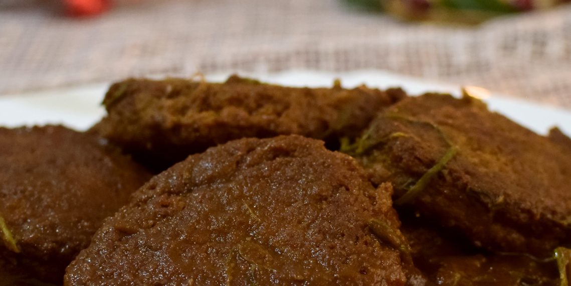 ¡Arma el menú! Tortitas navideñas de camarón con romeritos