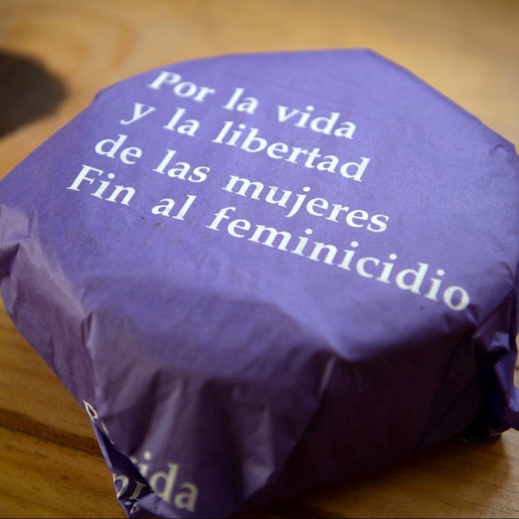 Mensajes feministas en tortillas? Esta artista lo hizo posible