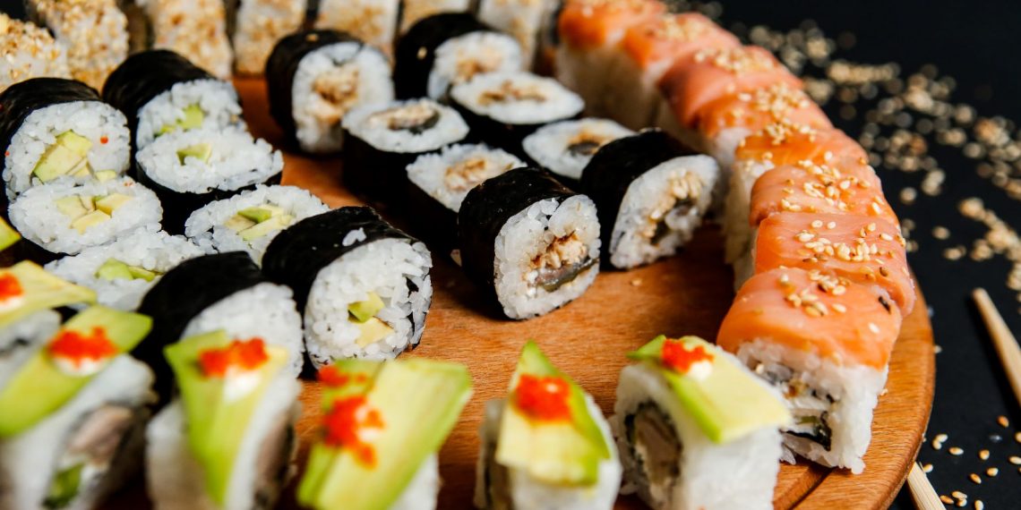 Cómo hacer sushi casero con tips del chef Taka Sakaeda