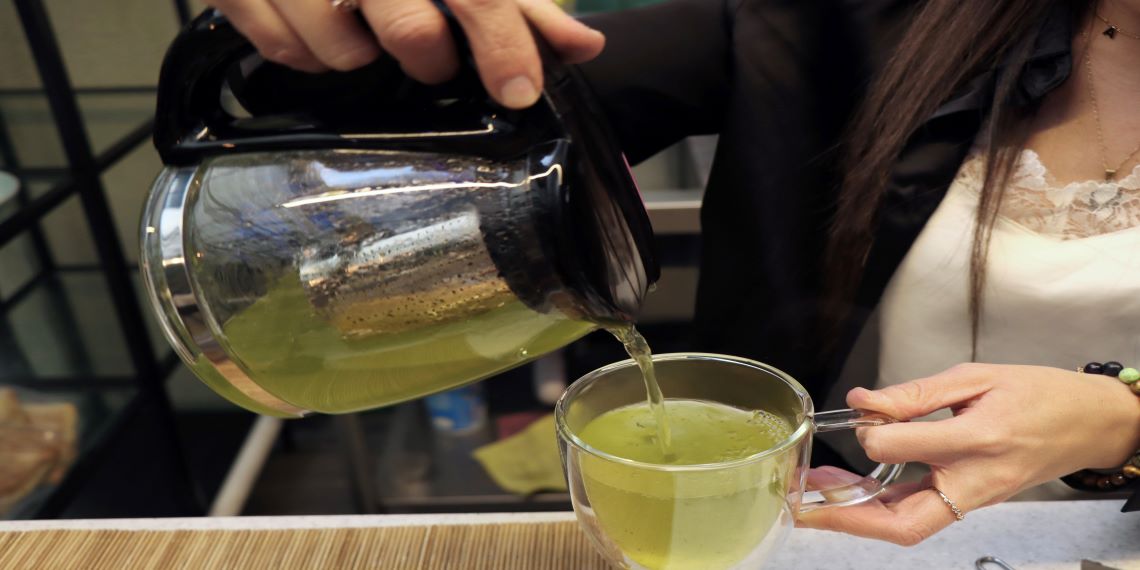 Cómo preparar de manera tradicional el té matcha