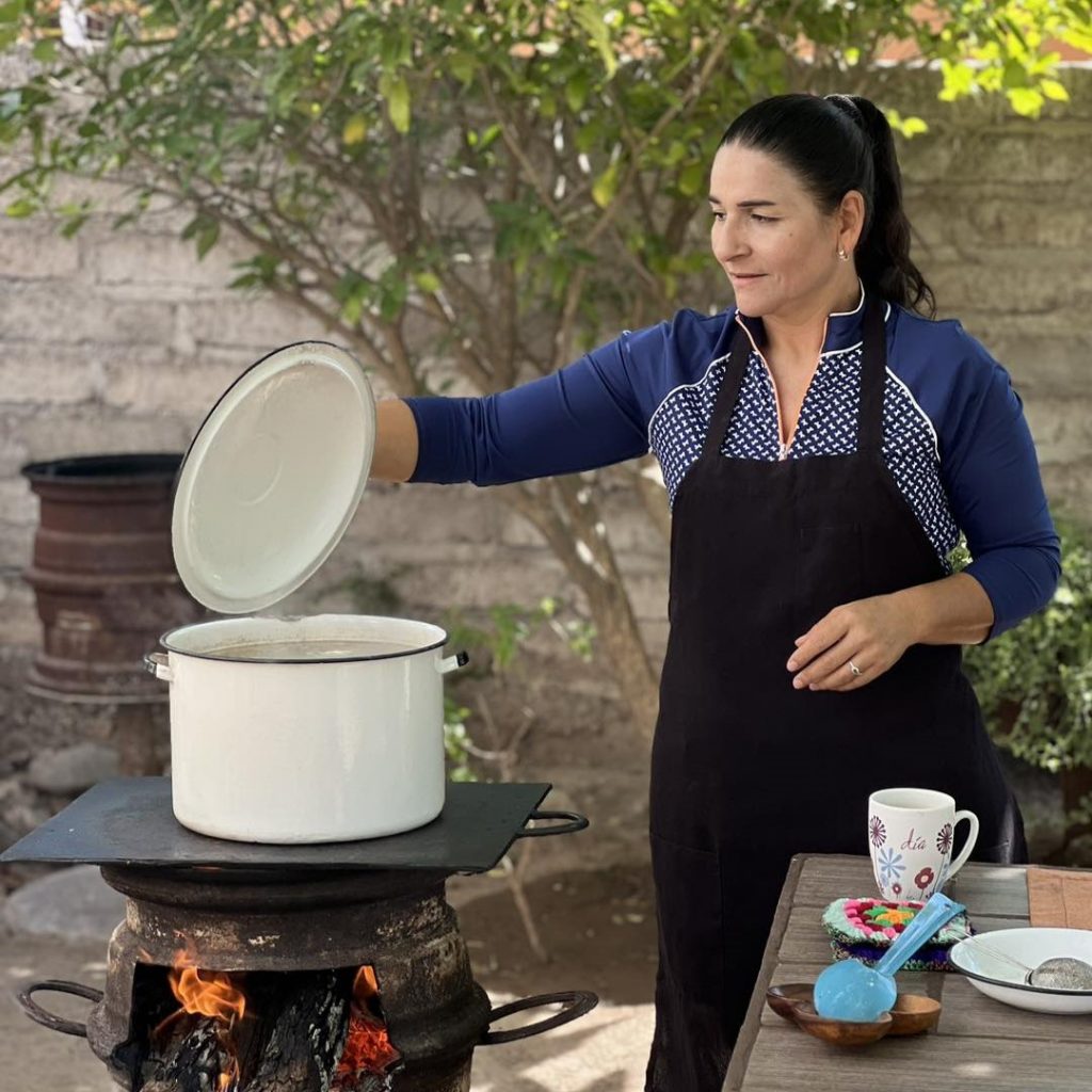 La herencia de las viudas: Un canal para cocinar al puro estilo Sonora