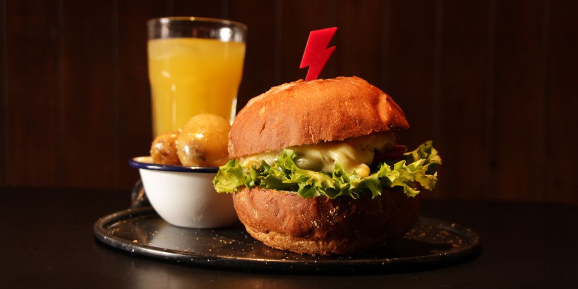 Hamburguesa sin límites y a la mexicana