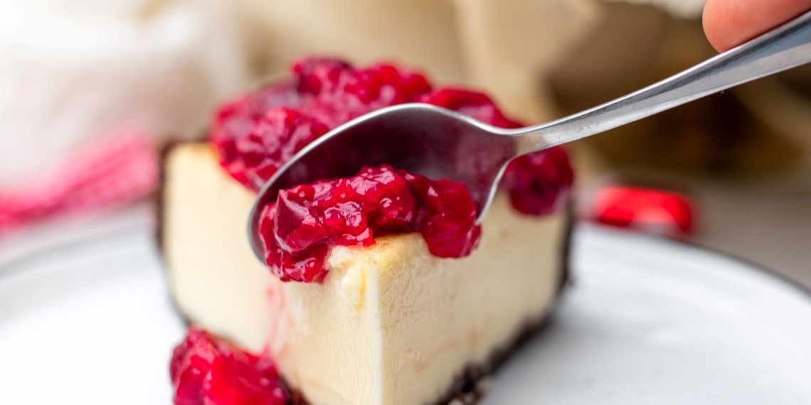 Conoce la historia del cheesecake y tres maneras de prepararlo