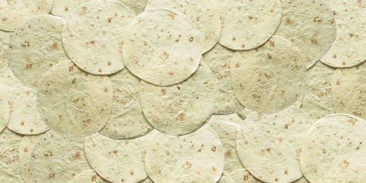 Las tortillas “sobaqueras” que deslumbraron en el Cervantino