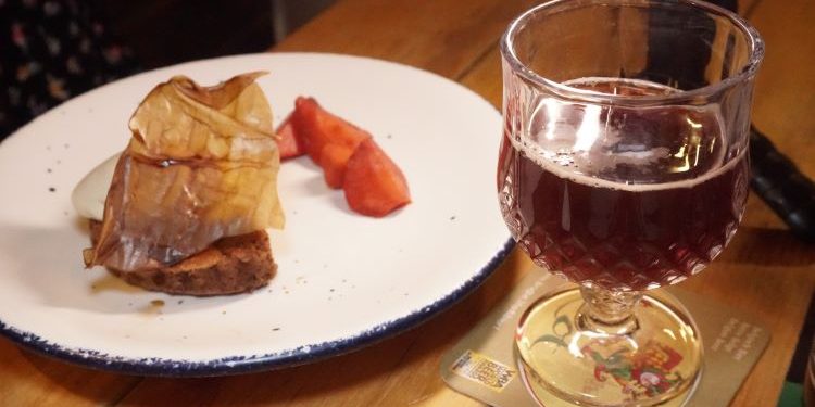 Una cata de brujas con toques de Medio Oriente