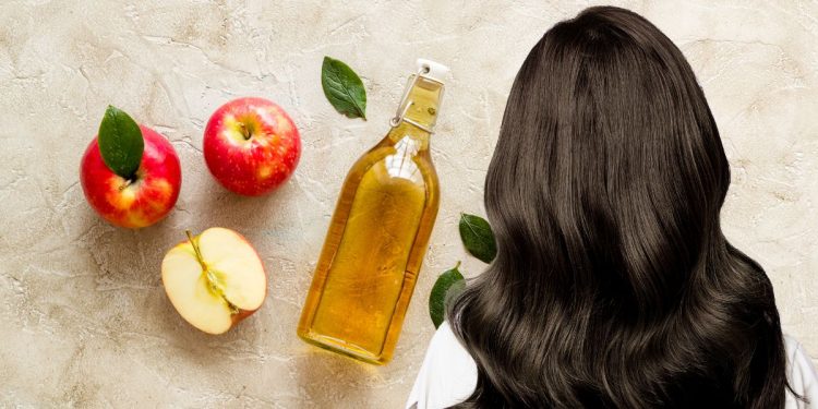 Cómo usar vinagre de manzana para el cabello