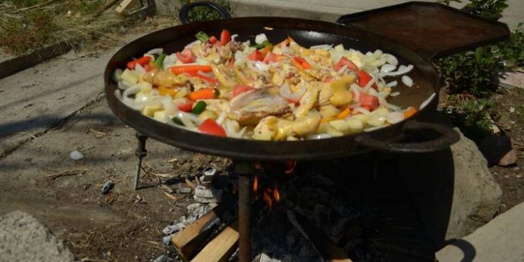 Pollo a la disco con gualumbos: receta emblema de Cuautepec