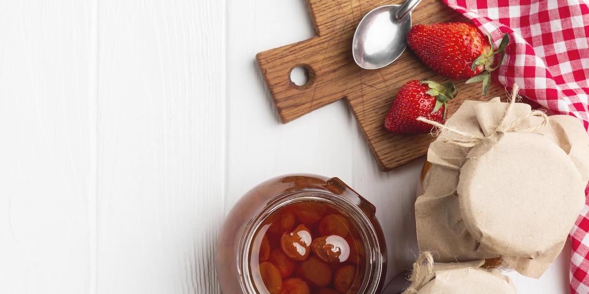 ¡De temporada! Haz que las fresas duren más con esta receta de mermelada