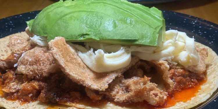 Una fiesta donde puedes ganar tacos a la leña todo el año