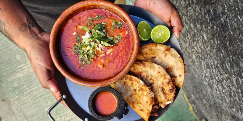 ¡No vivas de ensalada! Locales y puestitos de comida vegana en la CdMx