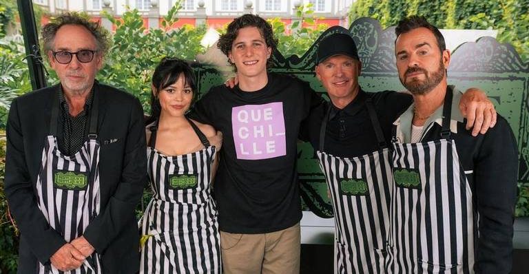 El taco a la Beetlejuice que preparó Robe Grill con el elenco de la película