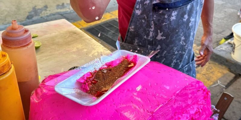 ¿Turrón rosa con chilito y limón? Te contamos de qué está hecho