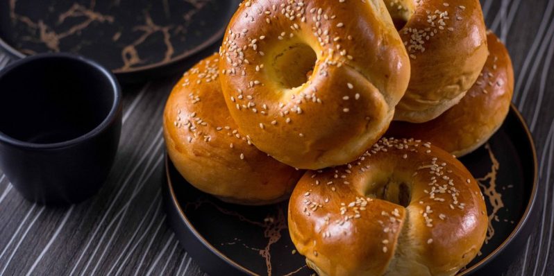 Prepara un bagel con recetas de relleno muy mexicano