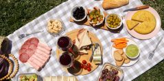 Diez ideas de recetas fáciles para compartir en un picnic