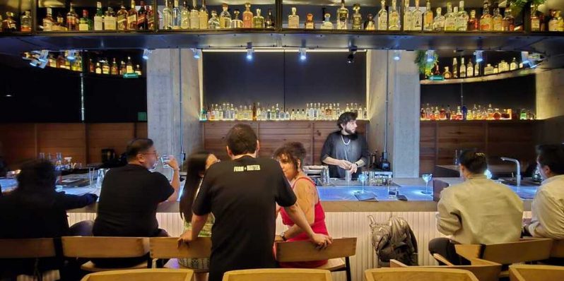 FOMA, coctelería con forma, materia, laboratorio y mucha alma