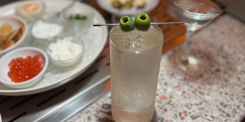 El Tigrillo: Una pequeña barra con champaña, vermut y martinis como protagonistas