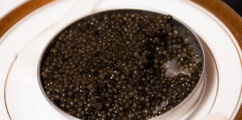 ¿Por qué es tan caro el caviar? Los expertos nos explican